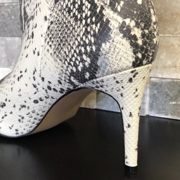 STEVE MADDEN Kinga Knee High BooT - Picture 8 of 8